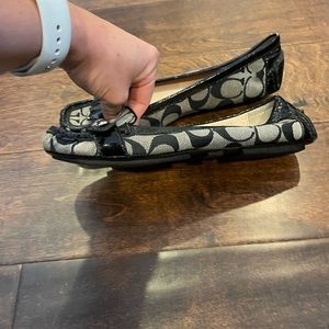 Ladies Coach Hellen Loafer